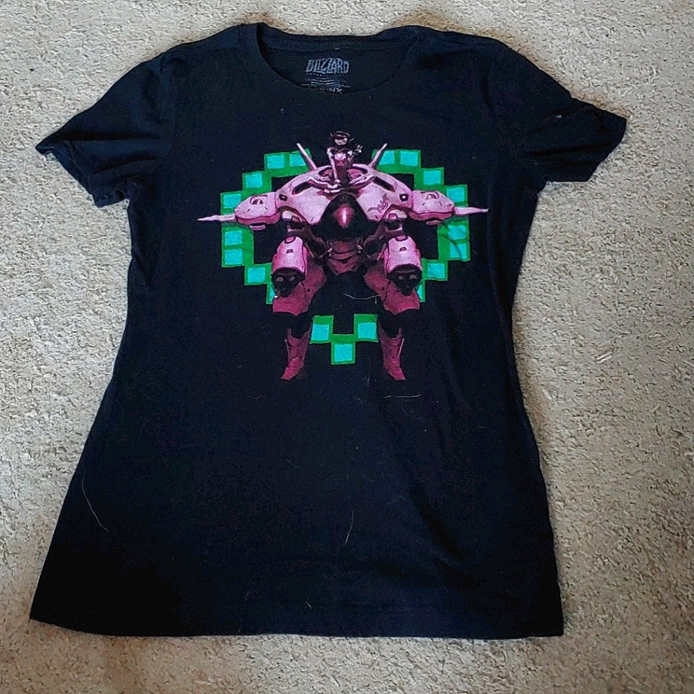 D.Va Overwatch T-shirt Size M